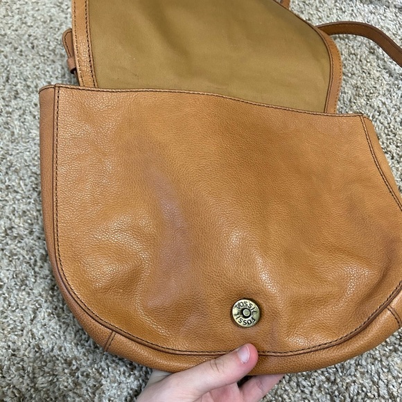 Fossil Leather Crossbody Shoulder Bag Purse Tan Textile Flap Lined Gray Stripes - Picture 10 of 13